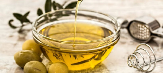 Öl so kostbar wie Gold – Geschichte durch das Prisma der „goldenen Flüssigkeit“