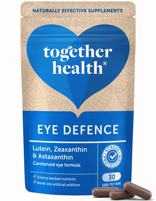 Augenpflege mit Together Eye Defence, 30 Kapseln, zeigt die Kapseln in einer Packung auf weißem Hintergrund.