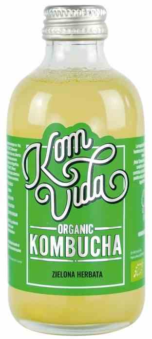 Bio Grüner Tee Kombucha von KOMVIDA in 250ml Flasche, zeigt die gekühlte Getränkedose mit grüner Tee-Kombucha.