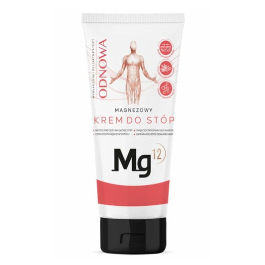 Magnesium-Fußcreme von KRAVEN PARADAX, 100 ml, cremige Textur, zeigt die Anwendung auf den Füßen.