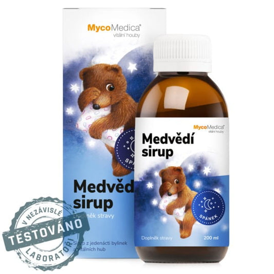 Bärensirup von MycoMedica in 200 ml Flasche, naturbelassener Bärensaft mit Kräuterextrakten, auf weißem Hintergrund