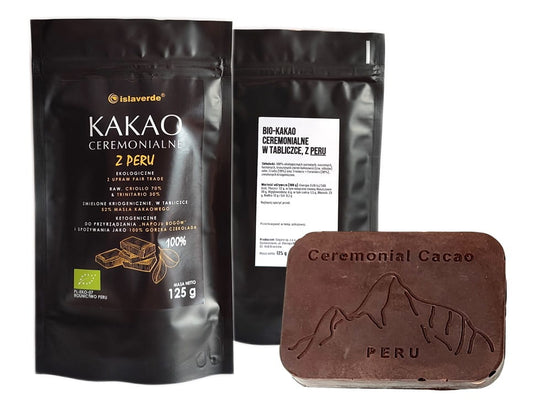 Bio Ceremonial Cocoa von SEGURA, 125 g, zeigt eine offene Packung mit dunklem Kakaopulver und Kakaobohnen.
