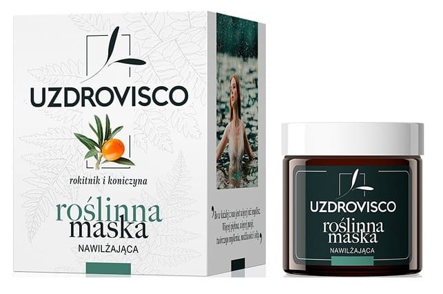 Feuchtigkeitsspendende Gesichtsmaske mit Sanddorn und Klee von UZDROVISCO, 50 ml, cremige Textur auf Gesicht aufgetragen