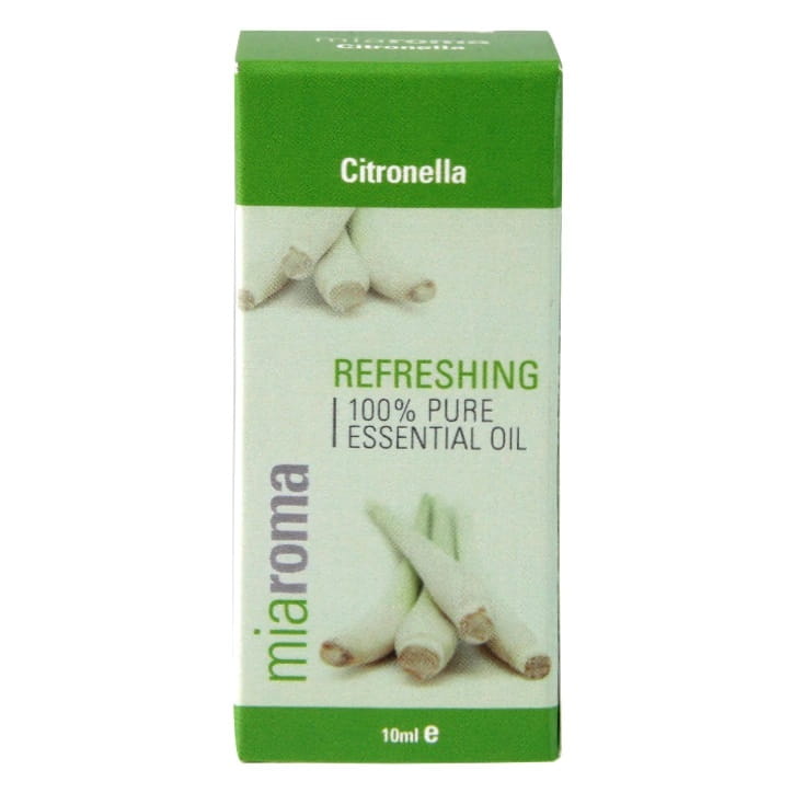 Reines citronella ätherisches Öl von Holland & Barrett in 10 ml Flasche, Nahaufnahme des Flascheninhalts und Etikets.