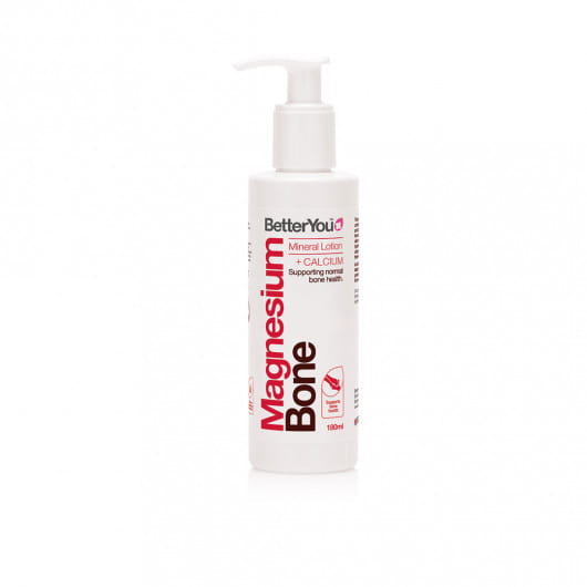 Magnesium-Knochenmineral-Lotion und Calcium von BETTERYOU in 180 ml Flasche, zeigt die Lotion und das Produktlabel.
