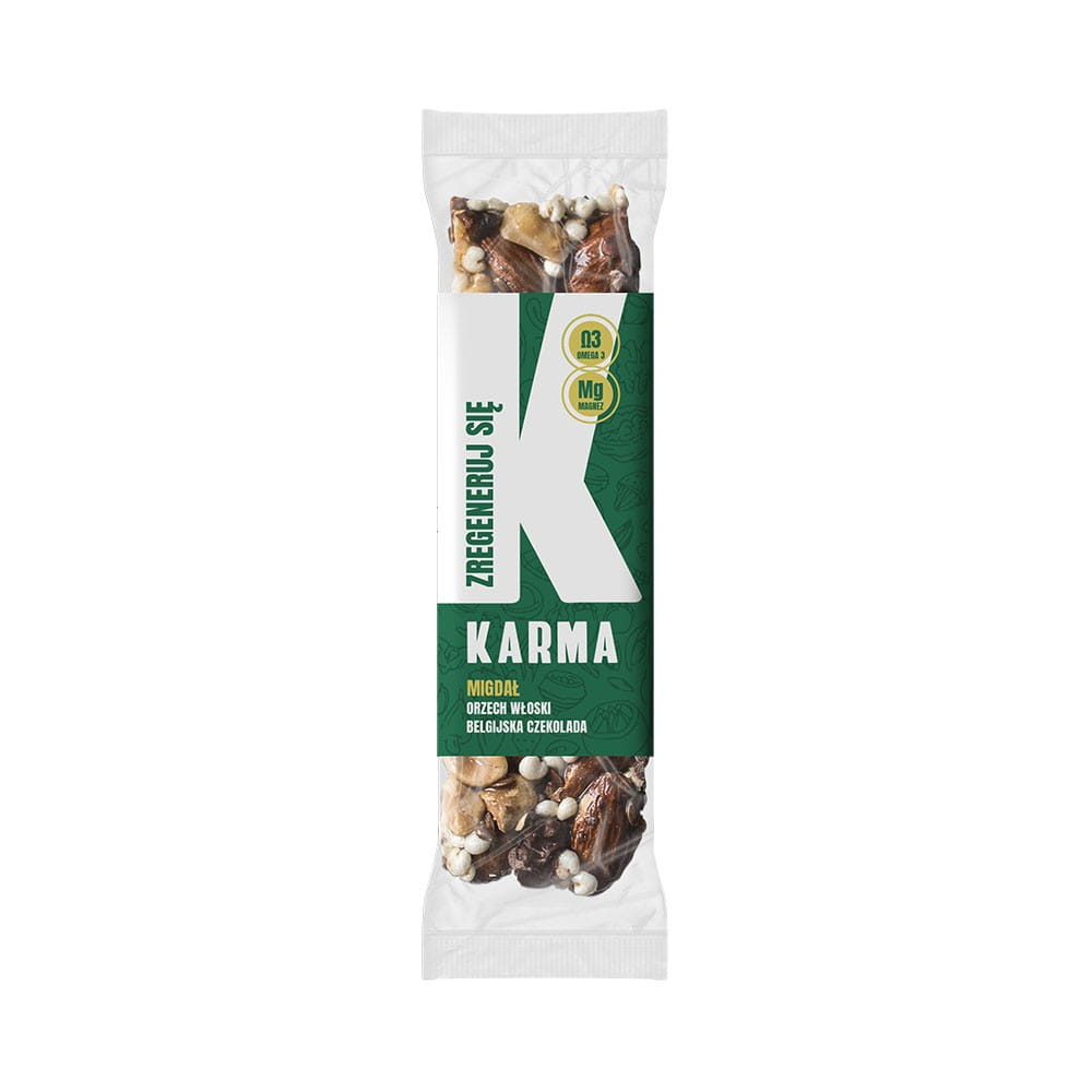 Italienischer Mandelriegel mit Walnüssen und belgischer Schokolade, 44 g von KARMA BARS, zeigt den Schokoriegel mit Nüssen.