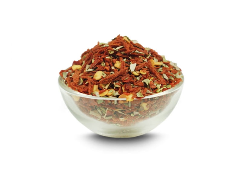 Getrocknete Tomaten mit Chili und Oregano von VIVIO, 50g, in einer transparenten Verpackung.