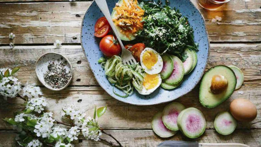 Was sollten Sie in Ihrer Ernährung vermeiden und was sollten Sie essen, wenn Sie an der Hashimoto-Krankheit leiden?