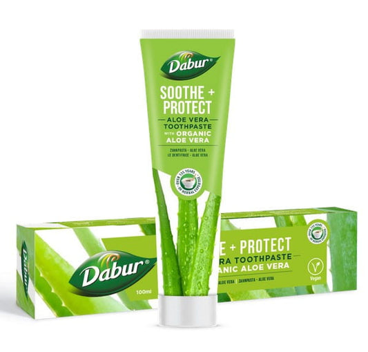 Dabur Aloevera Paste in 100 ml Tube, frisch und natürlich, ideal für Haut- und Haarpflege, sichtbar auf der Verpackung.