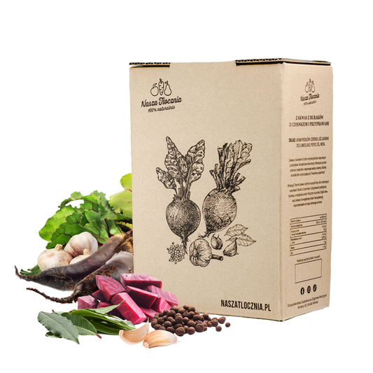 Rote-Bete-Sauerteig mit Knoblauch und Gewürzen in 3l, von Dystrybutor Biogo.pl, zeigt frischen, gewürzten Sauerteig in Glasflasche