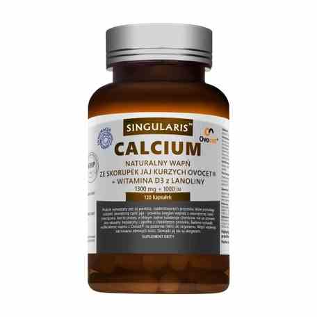 Singularis Natural Hühnereierschalen-Kalzium mit Vitamin D3, 120 Kapseln, Nahaufnahme der Kapseln in einer Verpackung