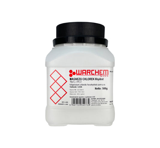 Magnesiumchlorid 6-hydrat, 500g, Biogo.de, chemisches Salz in kristalliner Form auf weißem Hintergrund
