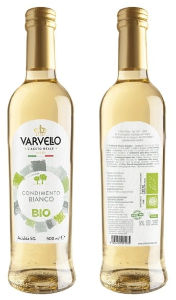 Bio weißer Balsamico-Essig von VARVELLO, 500 ml Flasche, klarer Essig in Glasflasche auf weißem Hintergrund