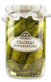 Eingelegte Gurke in einer Glasdose, 650g, von KROKUS, mit grünen Gurken und Gewürzen sichtbar.