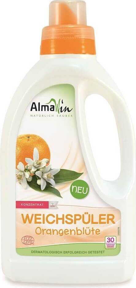 Orangener ALMAWIN Öko-Weichspüler in 750 ml Flasche, umweltfreundliche Textilweichspüler für angenehme Weichheit