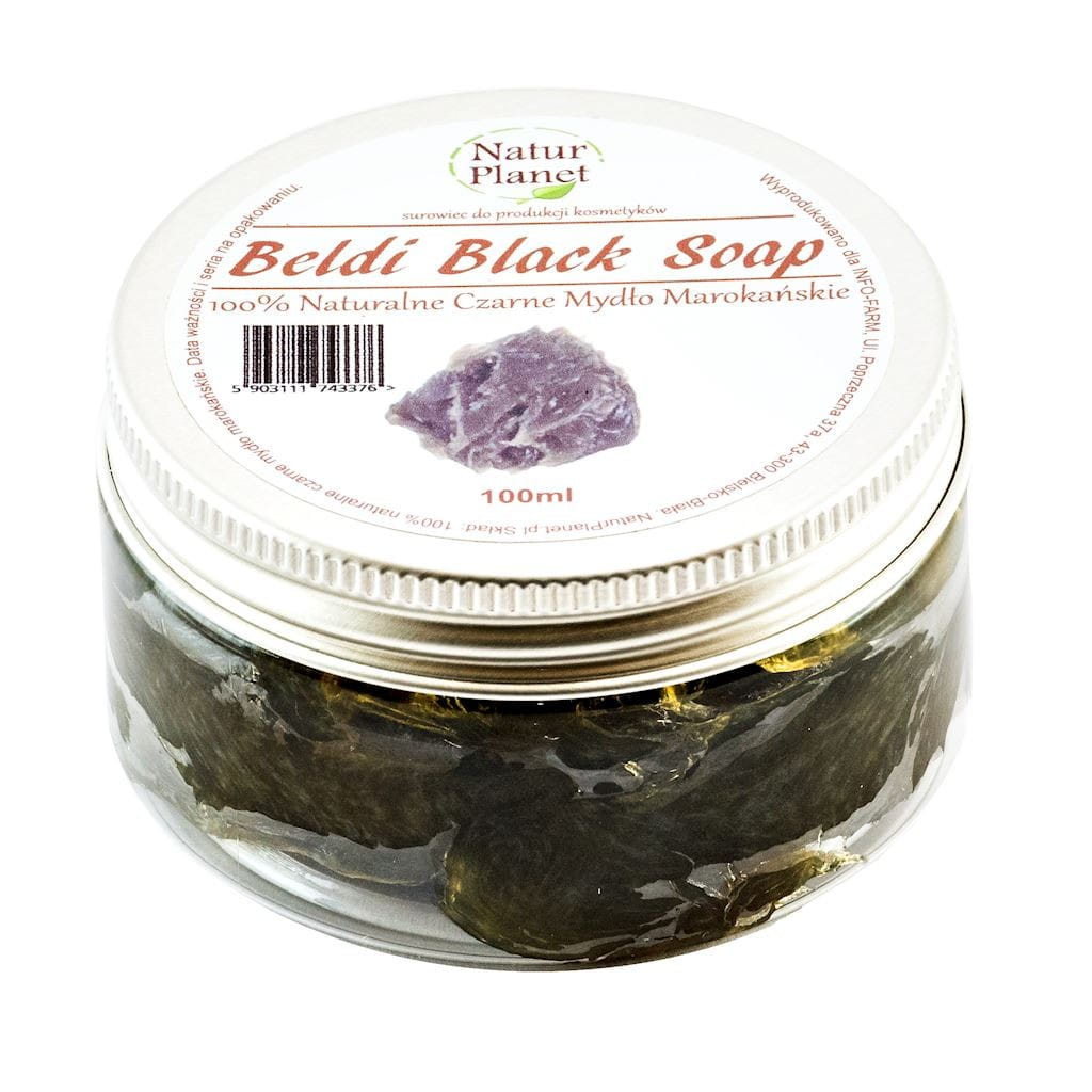 Marokkanische schwarze Seife von NATUR PLANET, 100g, cremige schwarze Seife in einer offenen schwarzen Tiegel, Nahaufnahme