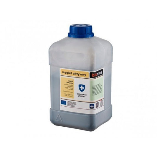 Aktivkohle 100g von BIOMUS, feines schwarze Pulver in einer transparenten Verpackung, ideal für Filter und natürliche Reinigung
